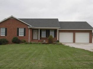 2861 S Pine Ridge Rd, Birdseye, IN 47513