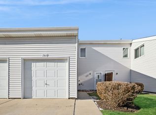 1910 N Alpine Dr, Glendale Heights, IL 60139