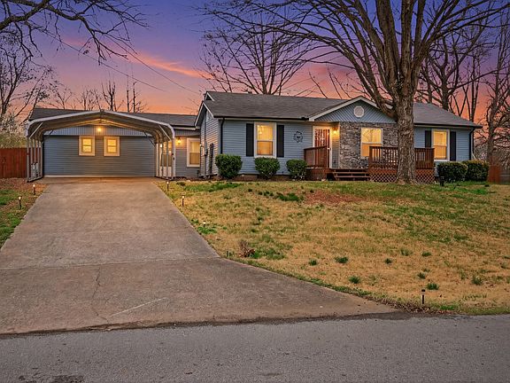 2nd image of 405 Buckeye Ln