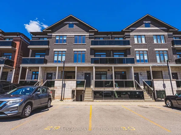 2061 Prospect St #211, Burlington, ON L7R 1Z2