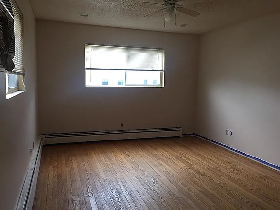 3rd image of 1895 Minnehaha Ave #6