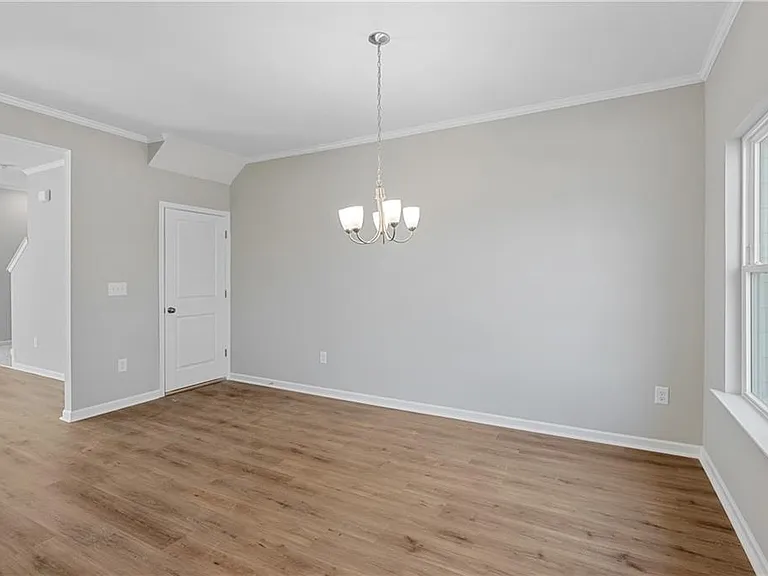 2832 Laurel Ridge Cir — Photo 7