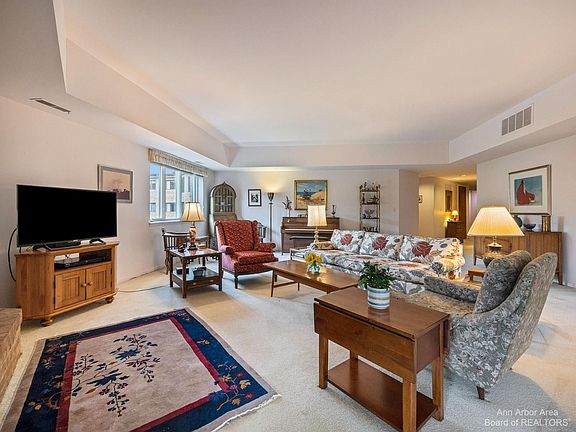 3rd image of 2115 Nature Cove Ct APT 209