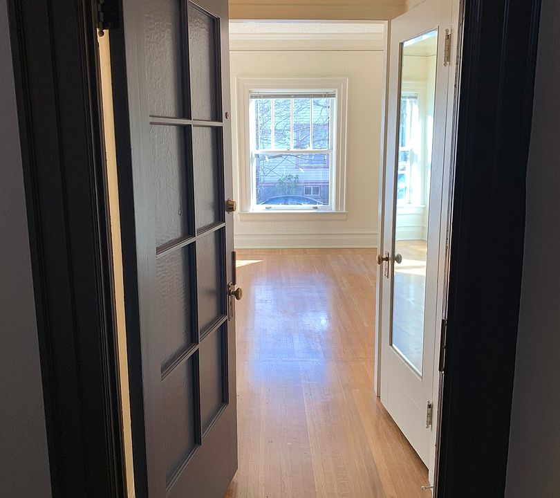 1st image of 931 NW 20th Ave #11