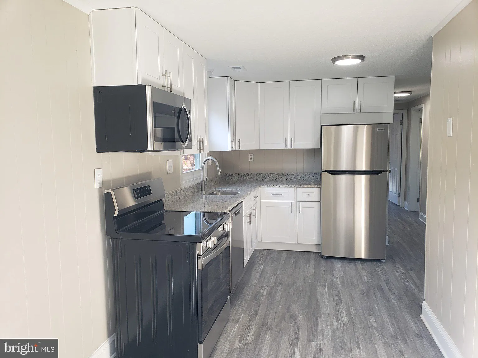 2 bed, 2.0 bath, 1520 sqft, $2,995 — Photo 3
