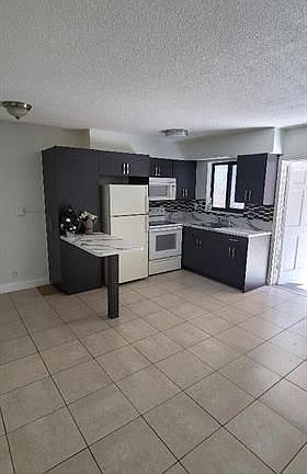 3rd image of 2545 Taft St APT 107