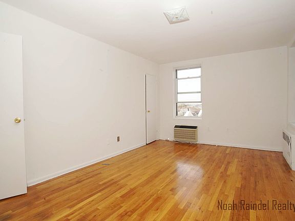 3rd image of 117-12 Ocean Promenade APT 4L