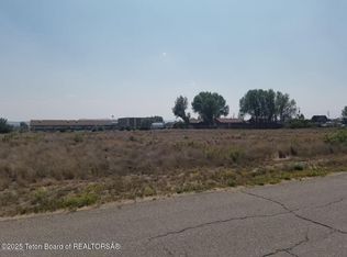 S Labarge St, La Barge, WY 83123