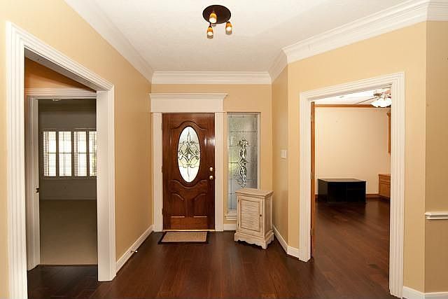 2nd image of 12 Stonegate Park Ct
