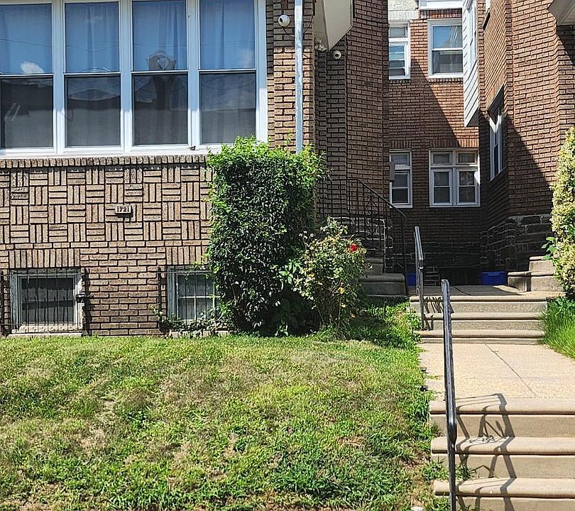1st image of 1721 68th Ave