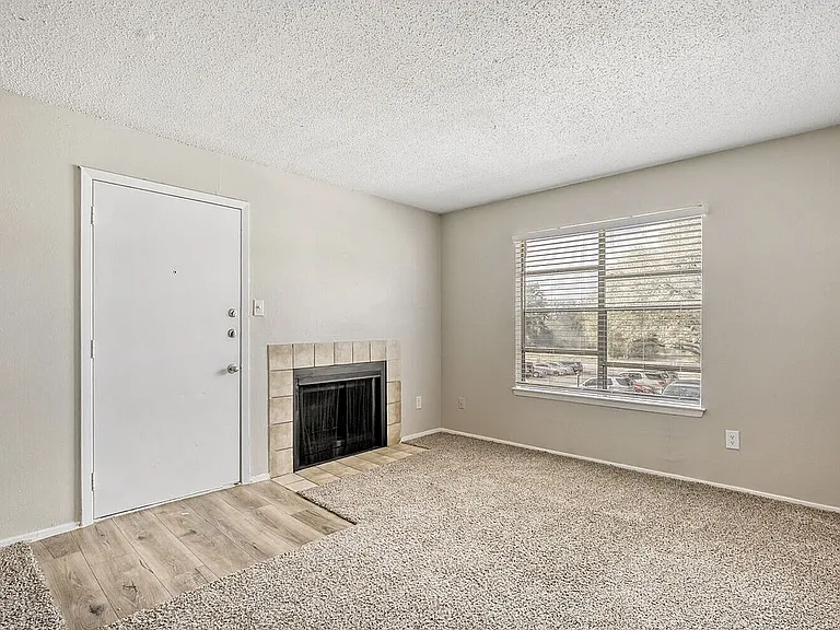 Rise Hillcrest — Photo 52