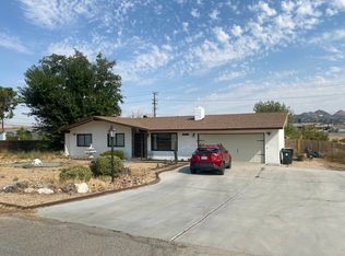18756 Symeron Rd, Apple Valley, CA 92307