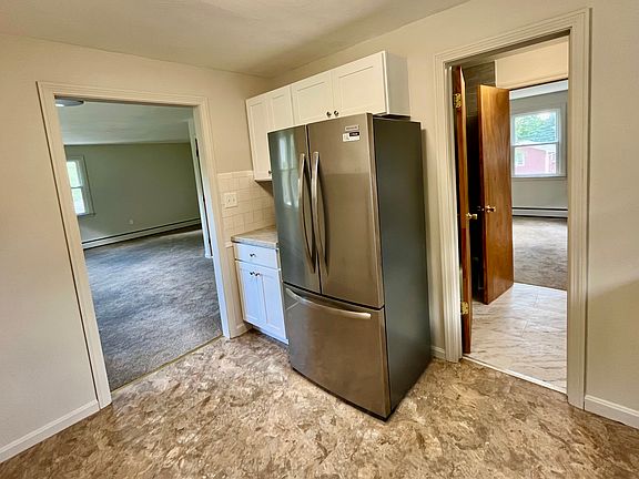 Kitchen looking in the other direction