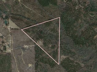 410 Sandy Point Rd, Eufaula, AL 36027