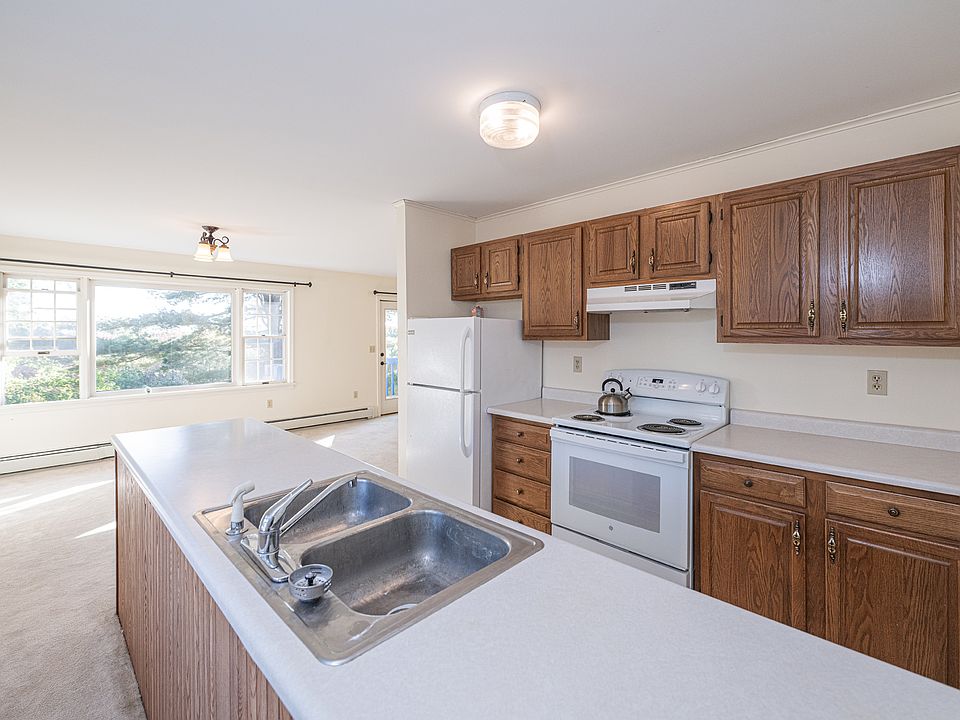 1st image of 60 Riggs Dr #C
