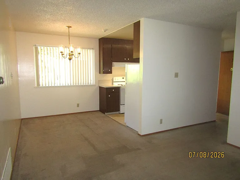 3366 MENDO — Photo 24