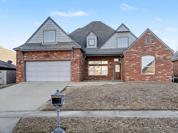 2619 S 14th Pl, Broken Arrow, OK 74012