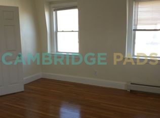 1 Cedar Sq, Cambridge, MA 02140