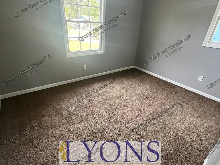 800 Ponderosa Dr — Photo 9