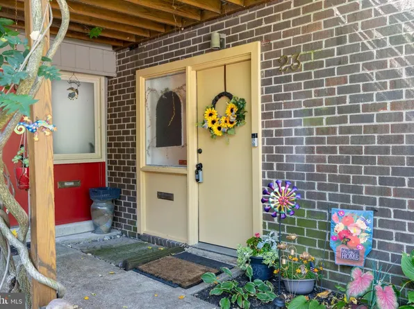 23 Penny Ln #23, Baltimore, MD 21209