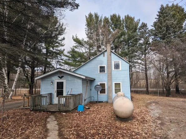 10097 Twenty Mile Rd, Tustin, MI 49688