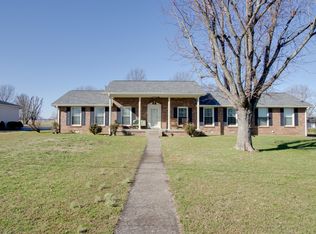 1100 Somerset Dr, Lebanon, TN 37090