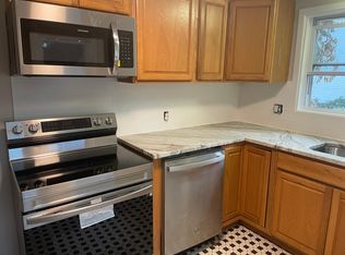 241 Maple Ave #1F, Barrington, RI 02806