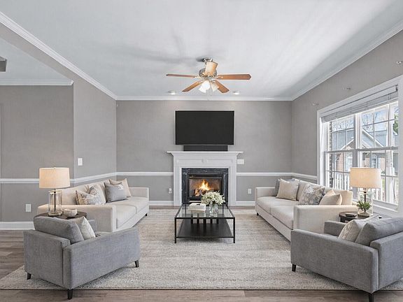 2nd image of 1651 Rogers Pointe Ln