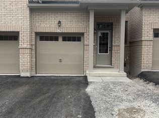 1230 Elizabeth Mackenzie Dr, Pickering, ON L1X 0S2