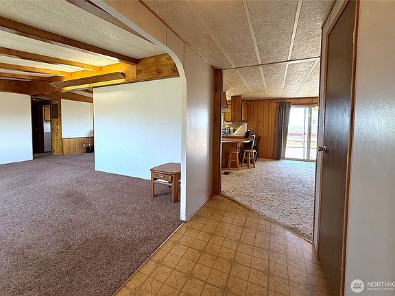 2nd image of 7603 Coyote Heights Road N