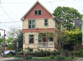 2404 SW 6th Ave APT 2, Portland, OR 97201