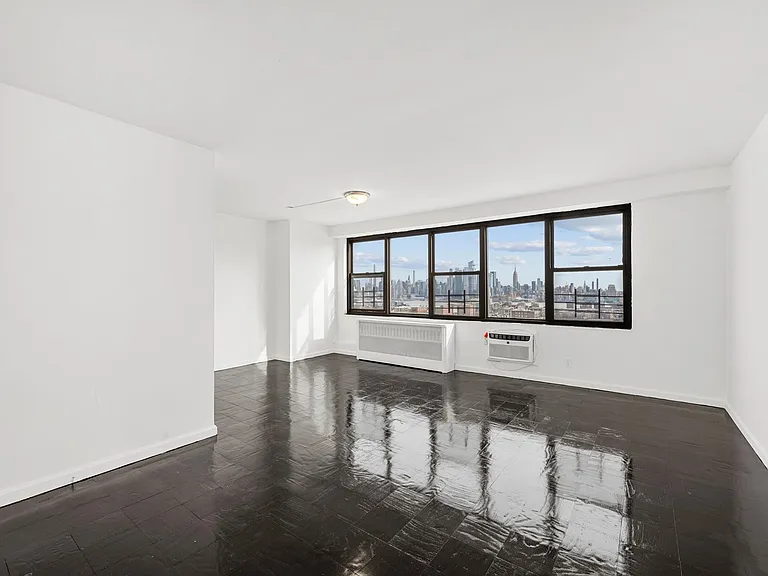 500 Central Ave #1710 — Photo 5