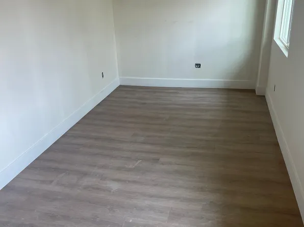 5525 S Vermont Ave, Los Angeles, CA 90037
