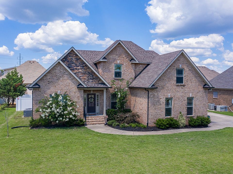 1st image of 3350 Shady Forest Dr