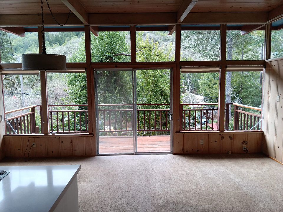 1st image of 578 Cascade Dr