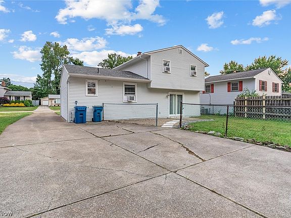 5th image of 7479 Goldenrod Dr