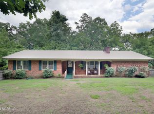 221 Currie Baptist St, Robbins, NC 27325