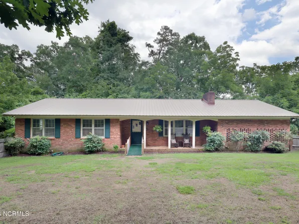 221 Currie-Baptist Street, Robbins, NC 27325