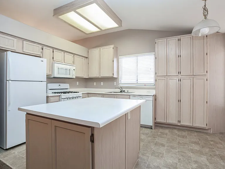 265 Prairie Rose St — Photo 7
