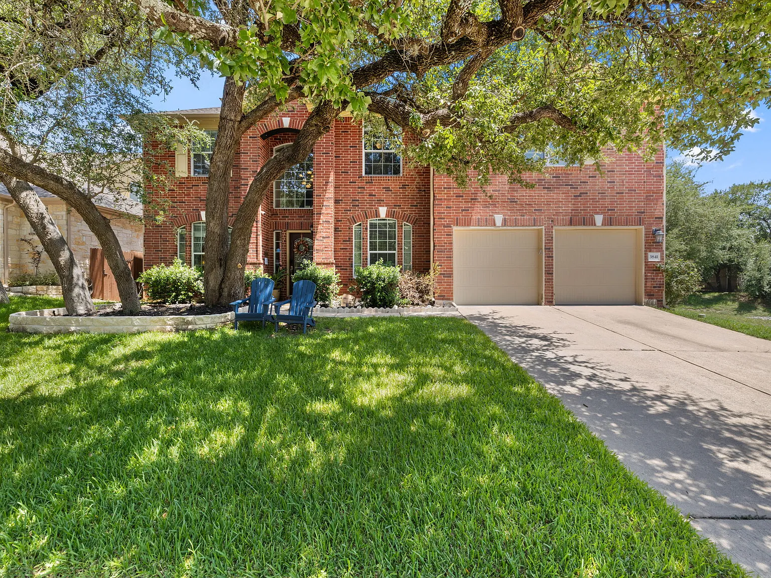 5 bed, 3160 sqft, $3,000 — Photo 3