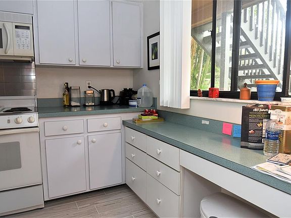 3rd image of 1712 Glenhouse Dr APT Gl317