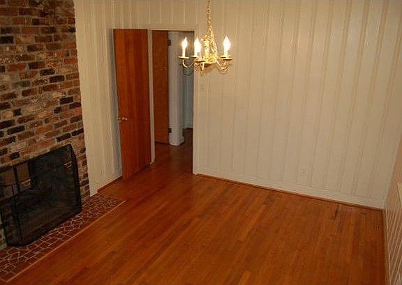 2nd image of 2623 Melbourne Dr