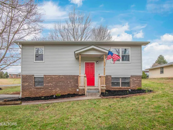 2606 Fields Ln, New Market, TN 37820