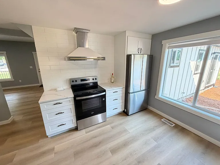 28411 Liberty Rd — Photo 18
