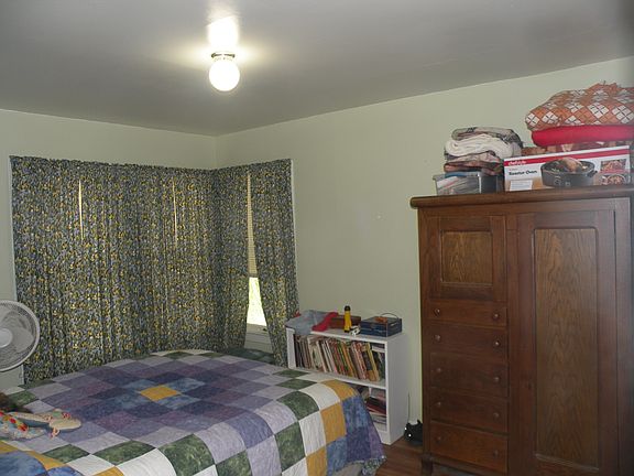 4th image of 1804 Lucy Ln