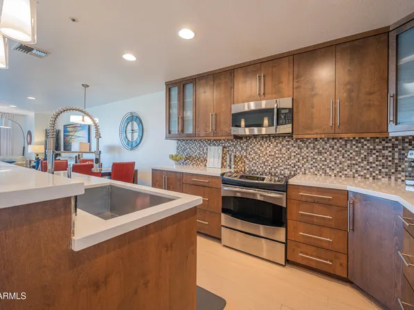 10080 E MOUNTAINVIEW LAKE Drive #258, Scottsdale, AZ 85258