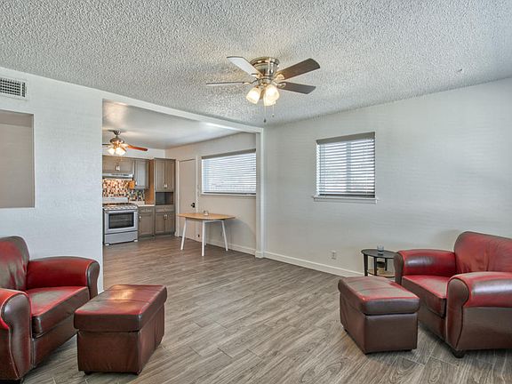 5th image of 4742 Debeers Dr