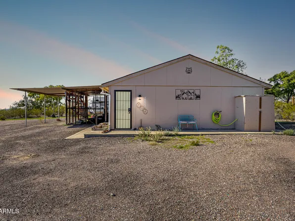 48822 N ROUGHRIDER Road, New River, AZ 85087
