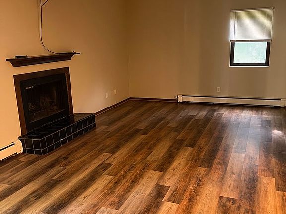 3rd image of 6321 Saint Andrews Dr APT 12