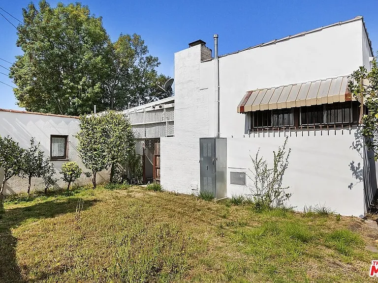 1844 S Wooster St — Photo 28